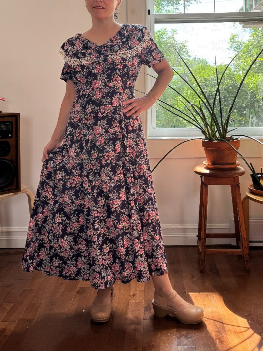 Vintage 1980s Cottagecore Midi Floral Empire Dress - Size M